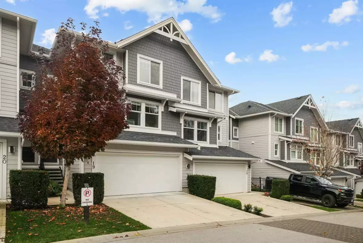 Exterior Rear Photo of 19 15717 Mountain View Drive, Surrey, BC