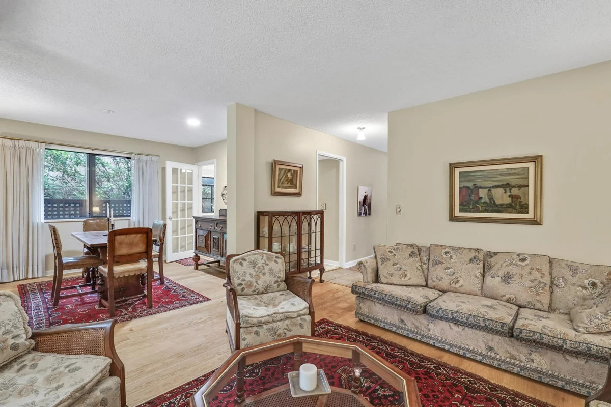 Kitchen Island Photo of 103 12749 16 Avenue, Surrey, BC