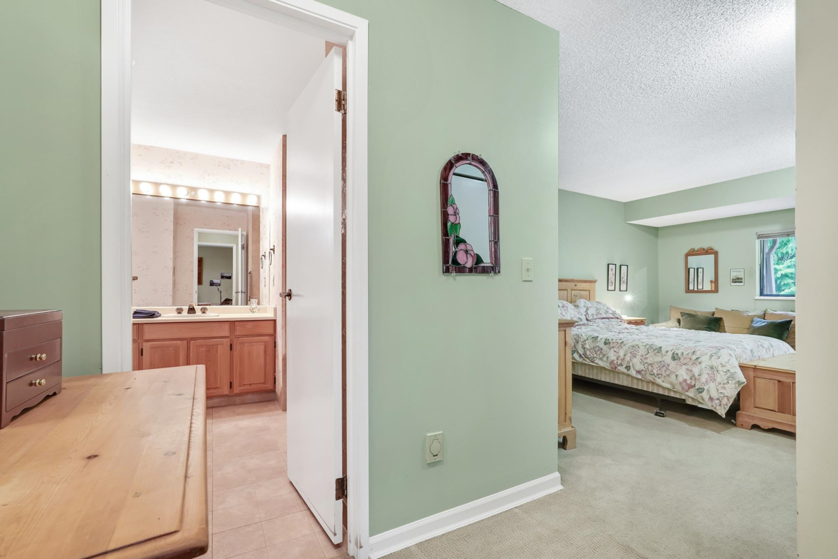 Laundry Room Photo of 103 12749 16 Avenue, Surrey, BC