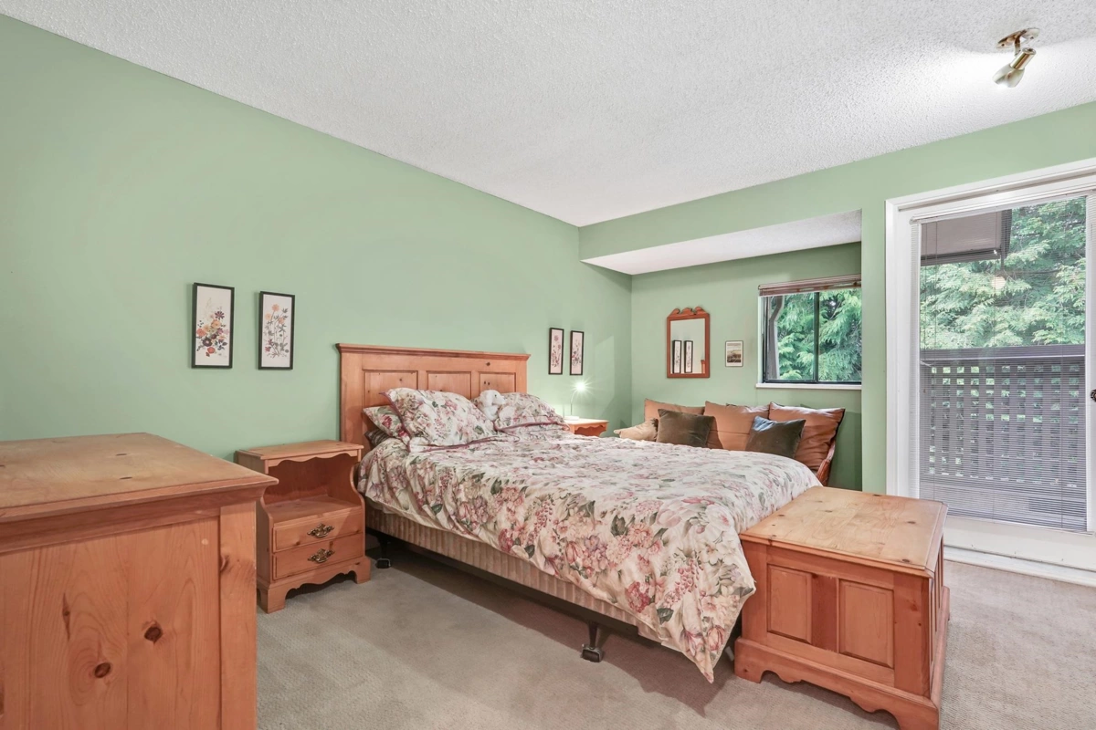 Loft / Bonus Room Photo of 103 12749 16 Avenue, Surrey, BC