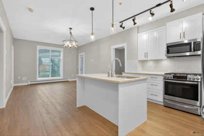 6 11077 Ravine Road, Surrey, BC, Surrey — Apartment/Condo for sale