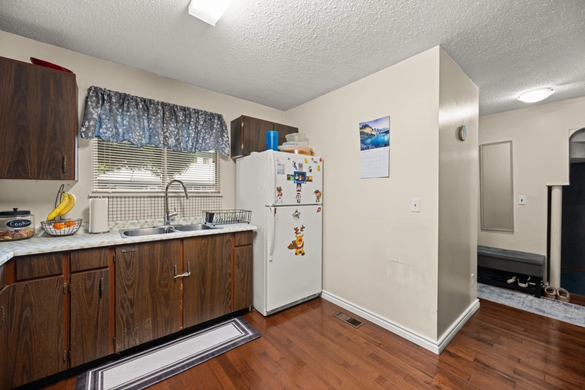 Bedroom 4 Photo of 54 10836 152 Street, Surrey, BC