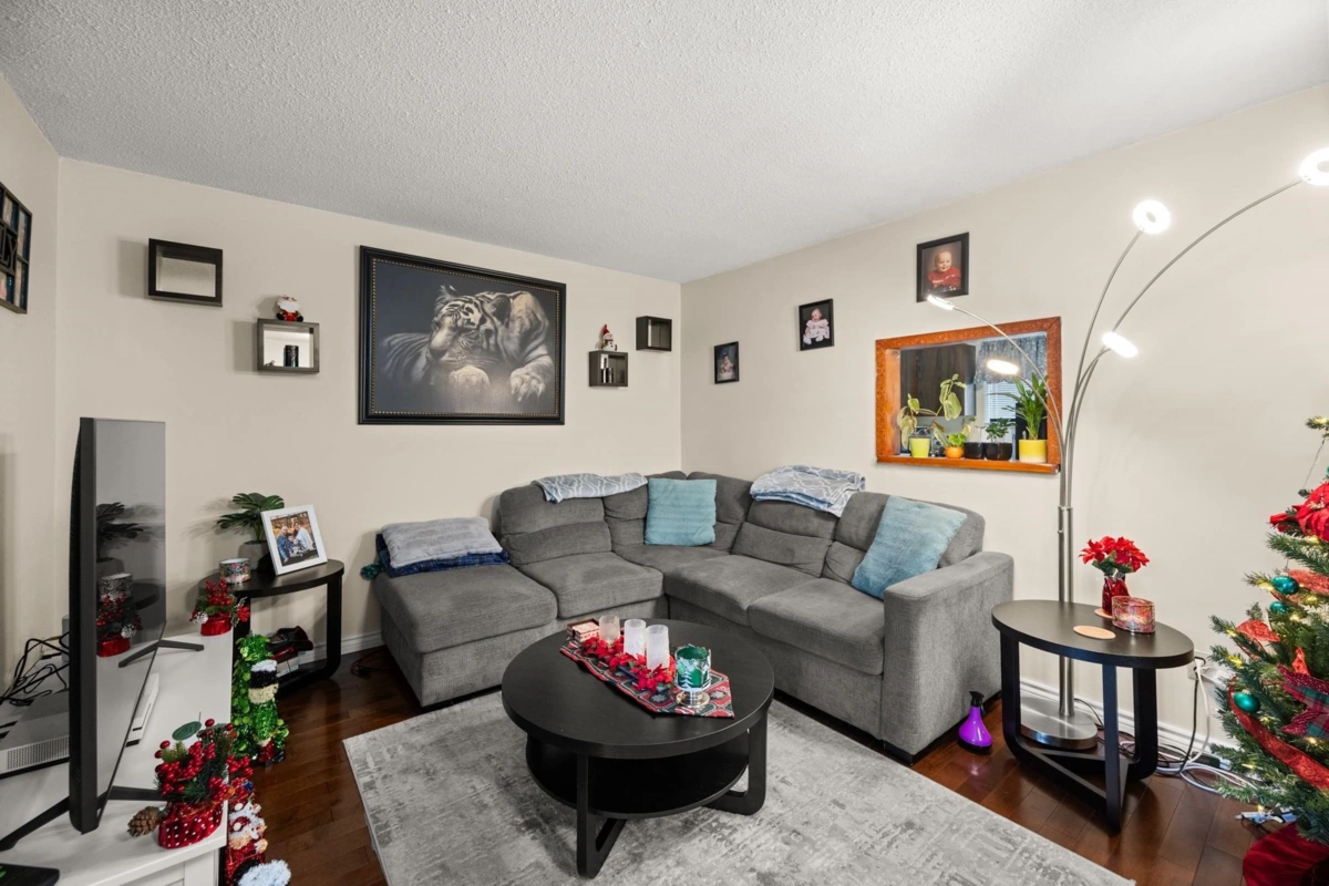 Dining Area Photo of 54 10836 152 Street, Surrey, BC