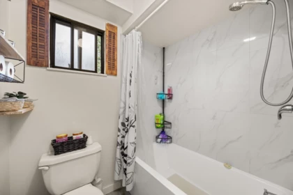 Entry Foyer Photo of 54 10836 152 Street, Surrey, BC