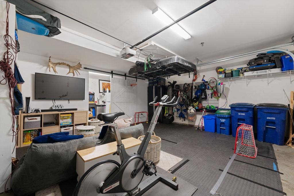 Outdoor Deck Photo of 40 3596 Salal Drive, North Vancouver, BC