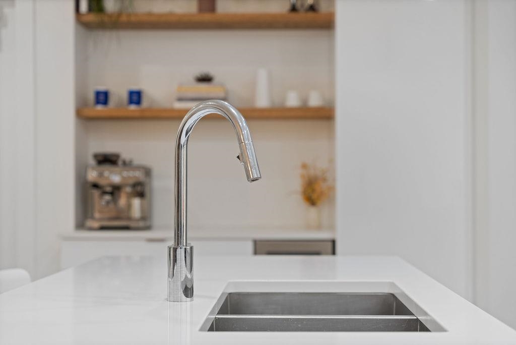 Walk-In Closet Photo of 40 3596 Salal Drive, North Vancouver, BC