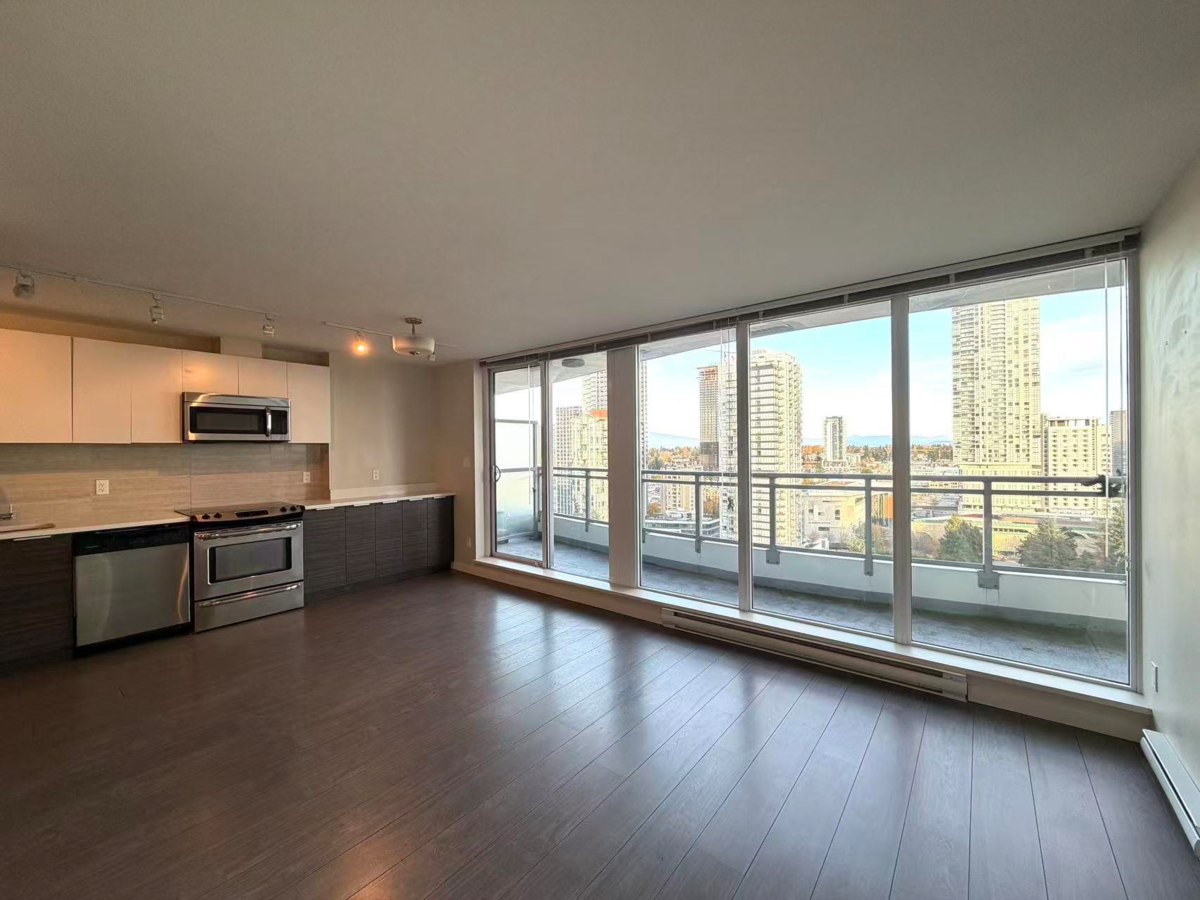 Dining Area Photo of 1705 13303 Central Avenue, Surrey, BC