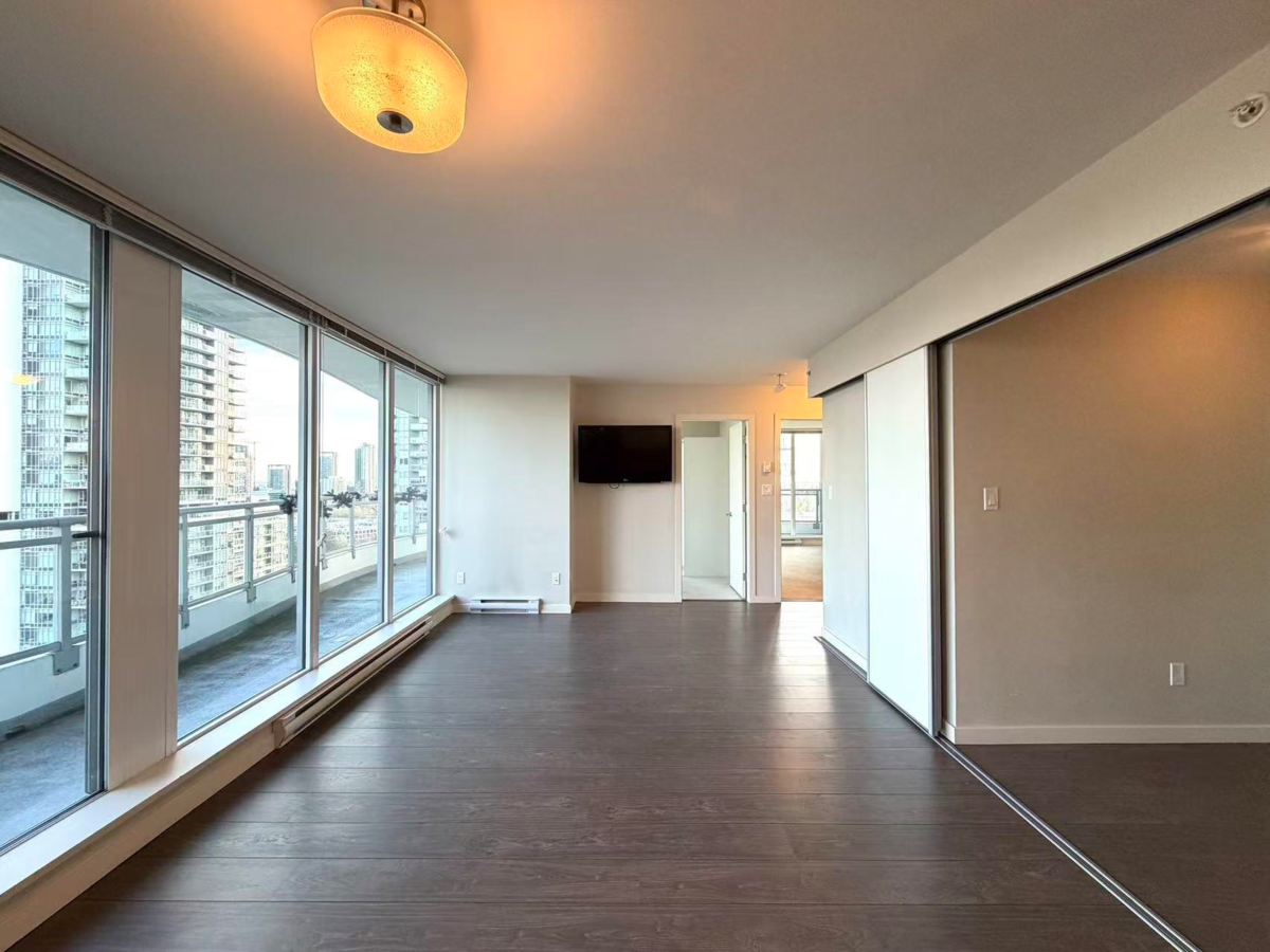 Living Room Photo of 1705 13303 Central Avenue, Surrey, BC