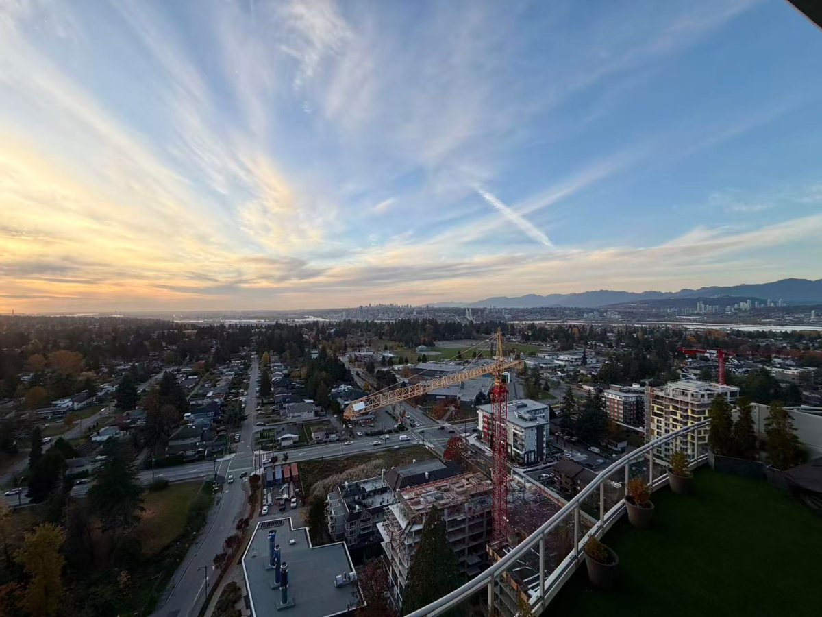 Outdoor Kitchen Photo of 1705 13303 Central Avenue, Surrey, BC