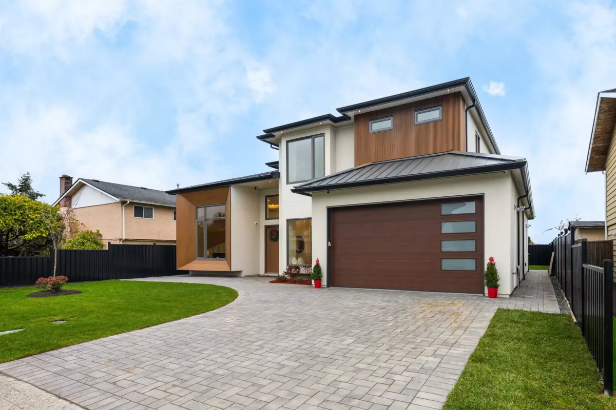 Fitness Center Photo Near 3651 Bowen Drive, Richmond, BC