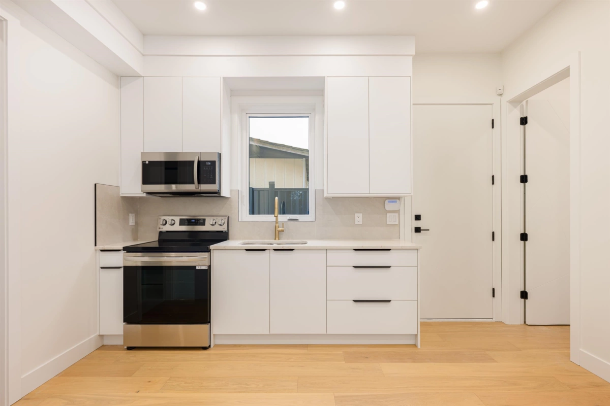 Garden / Landscaping Photo of 3651 Bowen Drive, Richmond, BC