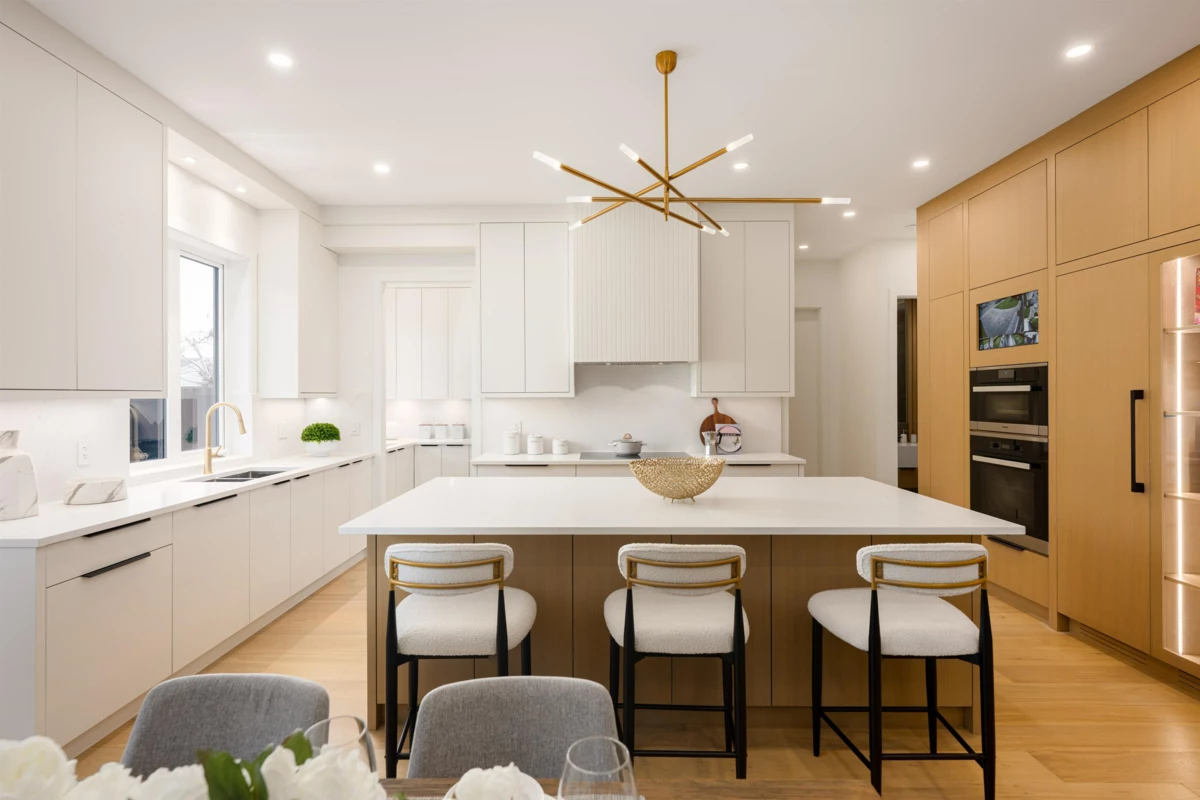 Primary Bathroom Photo of 3651 Bowen Drive, Richmond, BC