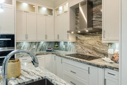 Primary Bathroom Photo of 4668 Mahood Drive, Richmond, BC