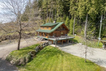 12585 Ainsworth Street, Mission, BC, Mission — Single Family Residence for sale