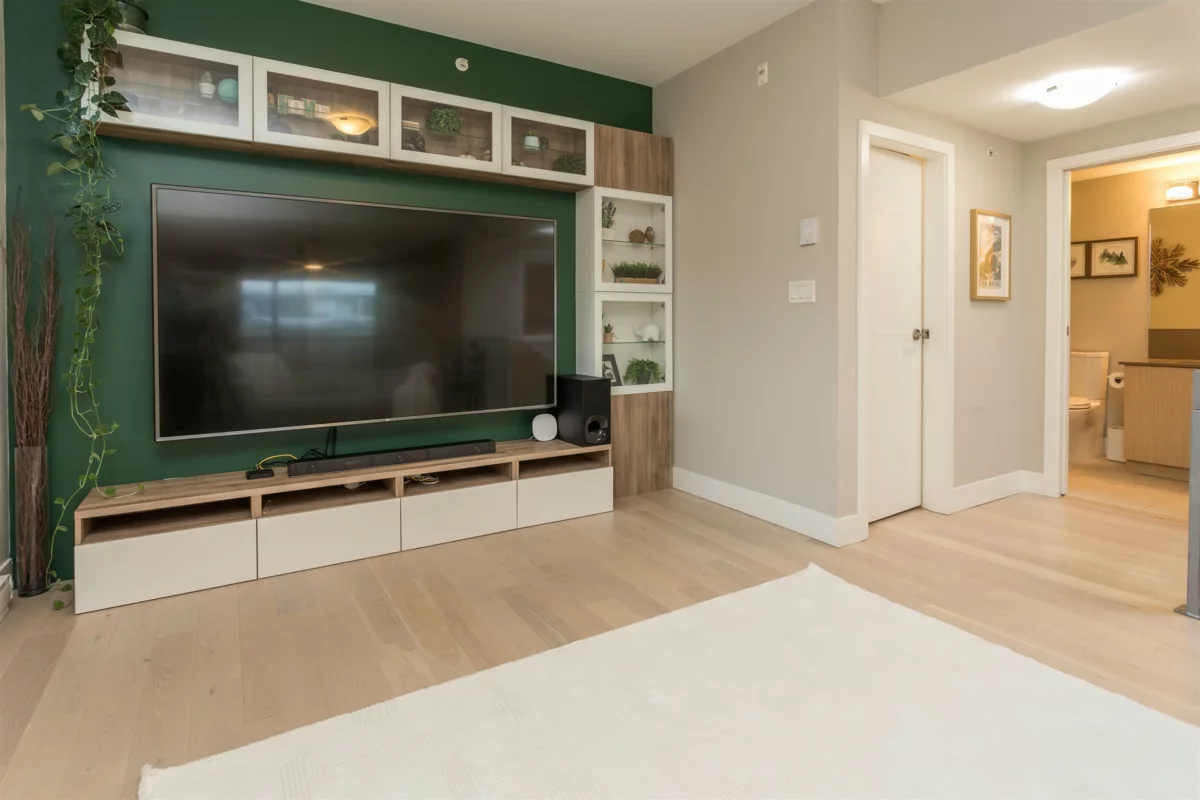 Outdoor Deck Photo of 414 262 Salter Street, New Westminster, BC