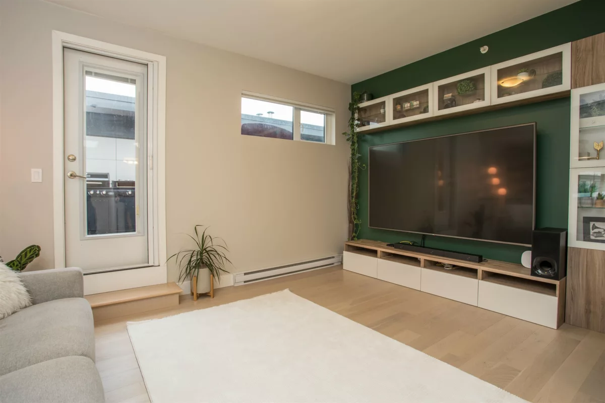 Outdoor Patio Photo of 414 262 Salter Street, New Westminster, BC