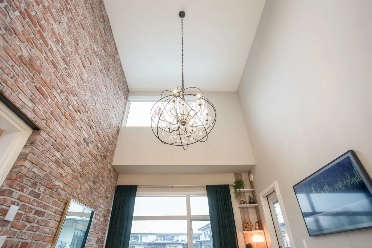 Walk-In Closet Photo of 414 262 Salter Street, New Westminster, BC