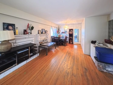 Kitchen Island Photo of 6174 Tyne Street, Vancouver, BC