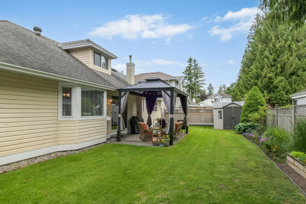 Outdoor Patio Photo of 11450 207a Street, Maple Ridge, BC