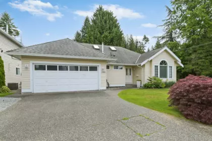 11450 207a Street, Maple Ridge, BC, Maple Ridge — Single Family Residence for sale