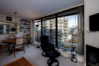 Office / Den Photo of 902 175 W 1st Street, North Vancouver, BC