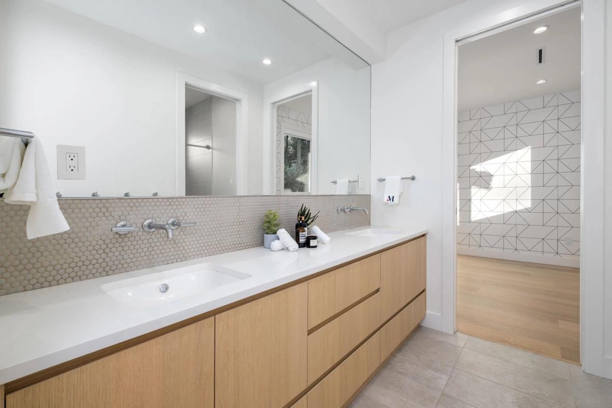 Backyard Photo of 16690 Mcnair Drive, Surrey, BC