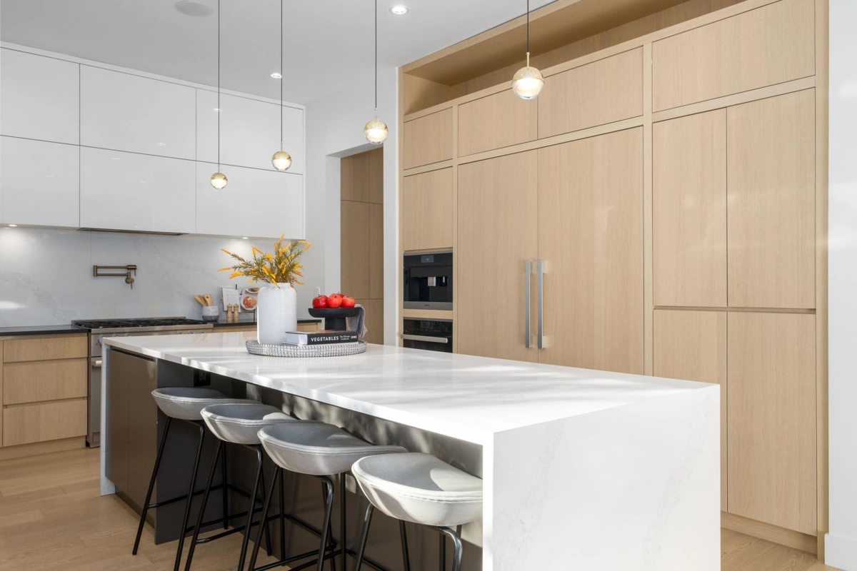 Breakfast Nook Photo of 16690 Mcnair Drive, Surrey, BC