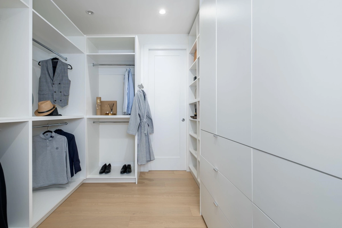 Entry Foyer Photo of 16690 Mcnair Drive, Surrey, BC