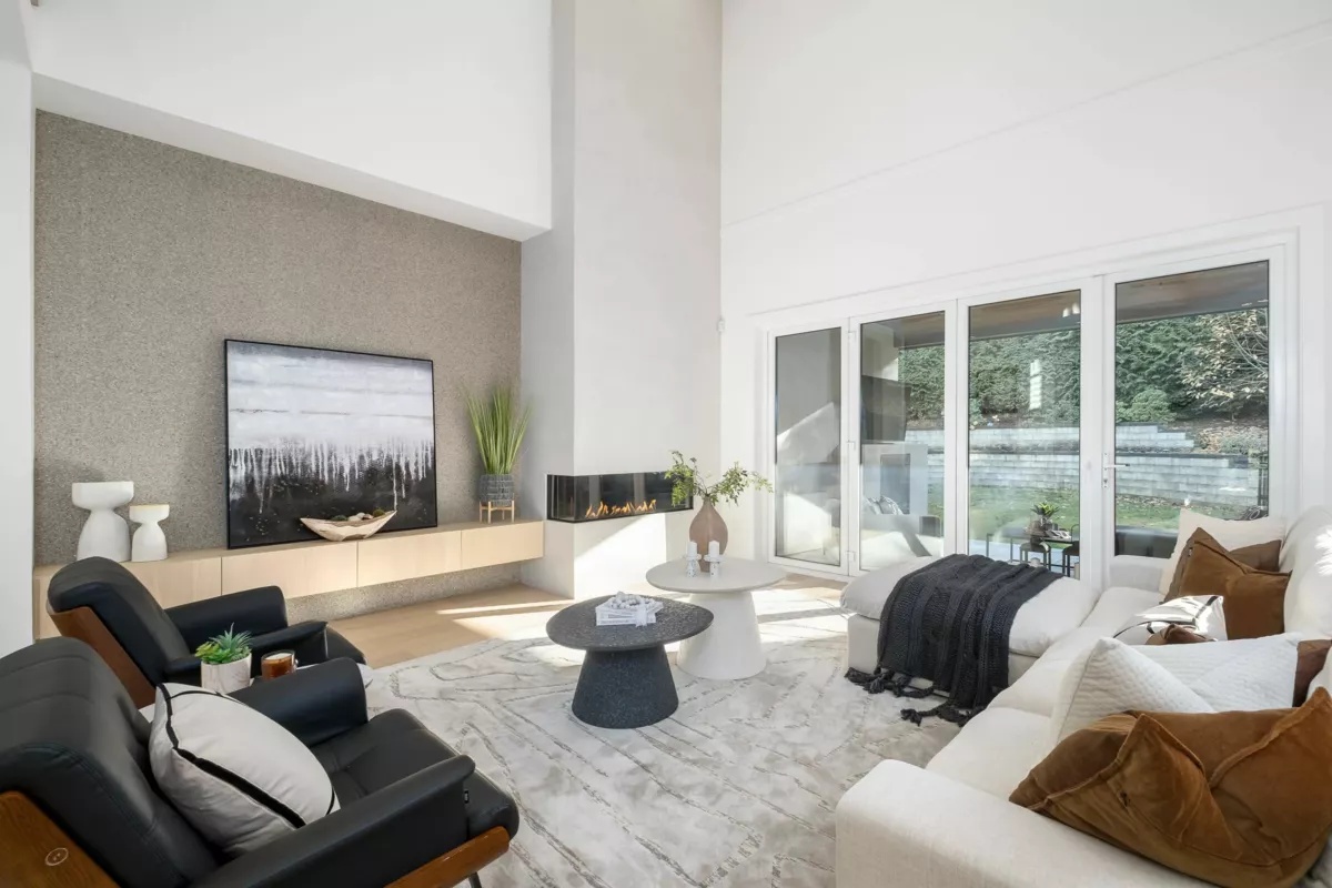 Family Room Photo of 16690 Mcnair Drive, Surrey, BC