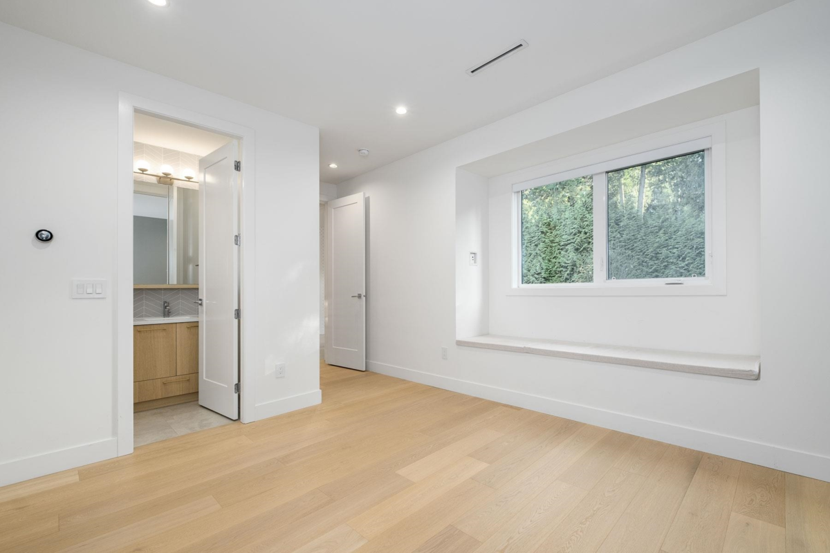 Outdoor Deck Photo of 16690 Mcnair Drive, Surrey, BC