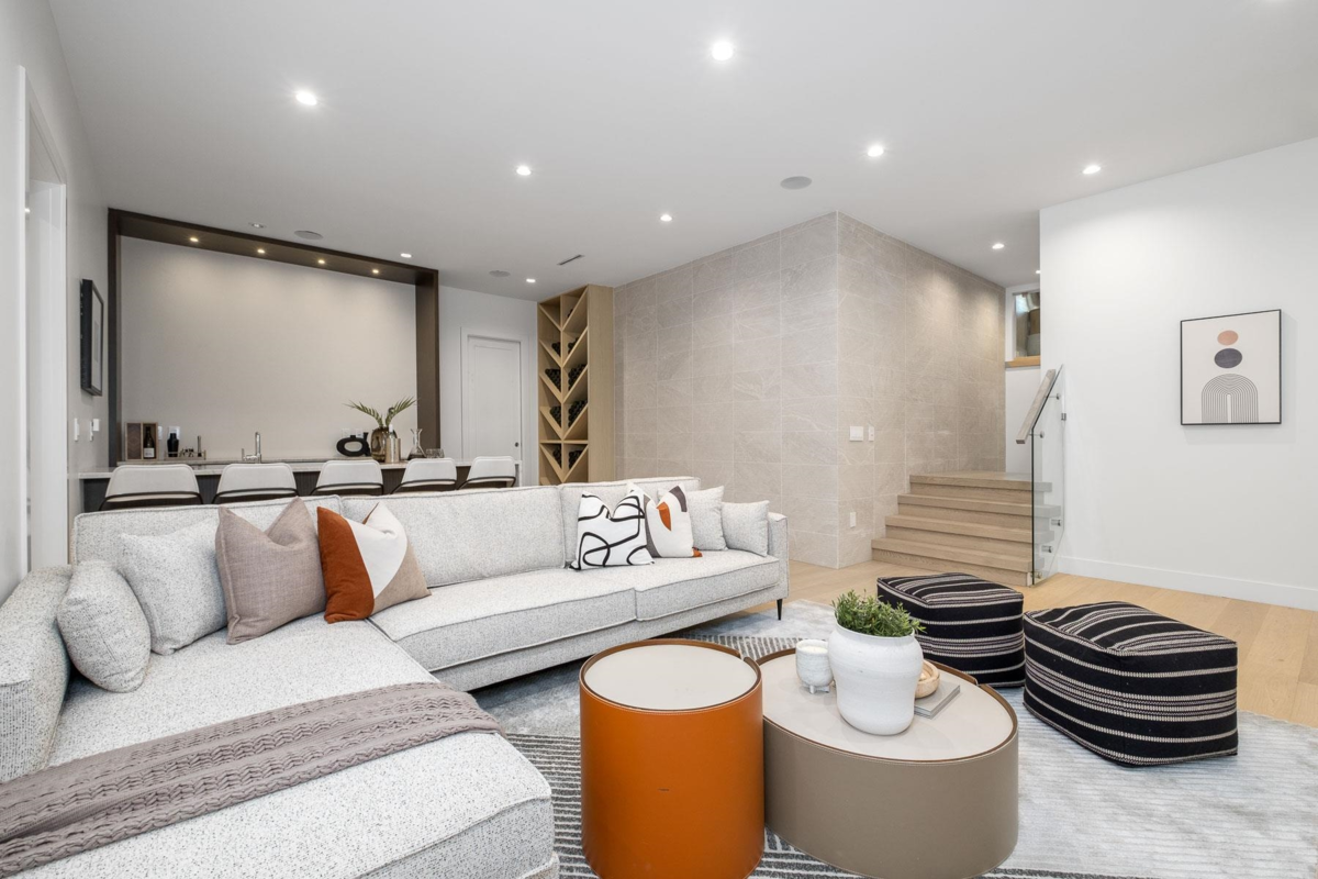 Swimming Pool Photo of 16690 Mcnair Drive, Surrey, BC