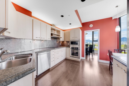 Guest Bathroom Photo of 1000 1788 W 13th Avenue, Vancouver, BC
