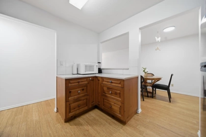 Mudroom Photo of 104 15290 Thrift Avenue, White Rock, BC