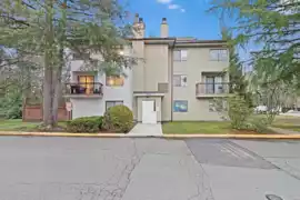 202 7064 133b Street, Surrey, BC