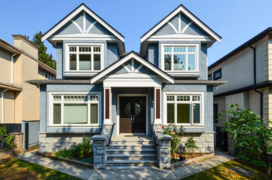 6830 Vivian Street, Vancouver, BC
