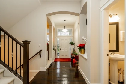 Entry Foyer Photo of 6100 163b Street, Surrey, BC