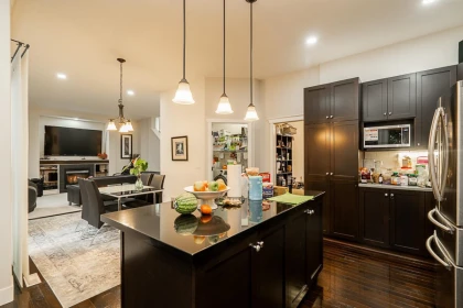Kitchen Island Photo of 6100 163b Street, Surrey, BC