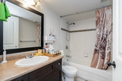 Laundry Room Photo of 6100 163b Street, Surrey, BC