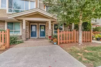 13 19752 55a Avenue, Langley, BC, Langley — Townhouse for sale