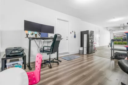 Hallway Photo of 13 19752 55a Avenue, Langley, BC