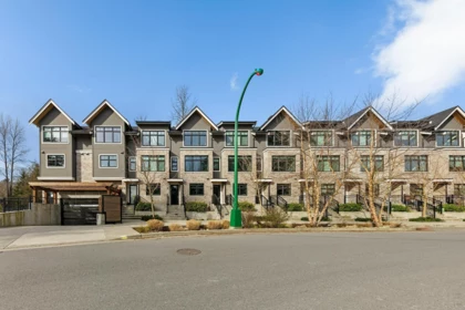 4 1960 Glenaire Drive, North Vancouver, BC