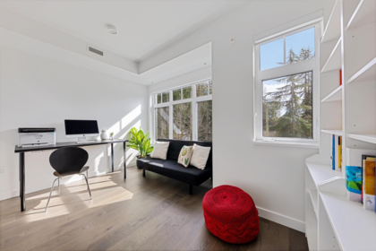Loft / Bonus Room Photo of 4 1960 Glenaire Drive, North Vancouver, BC