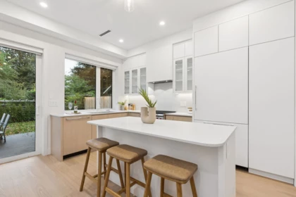 2 7 E 23rd Avenue, Vancouver, BC, Vancouver — Half Duplex for sale