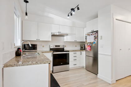 Breakfast Nook Photo of 6689 Prenter Street, Burnaby, BC