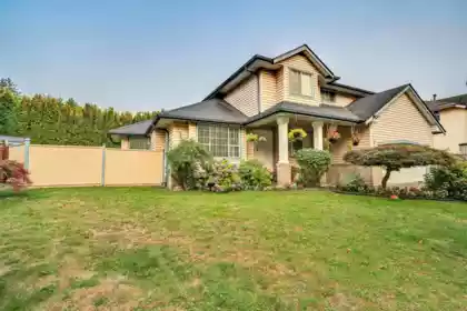 8662 141b Street, Surrey, BC, Surrey — Single Family Residence for sale
