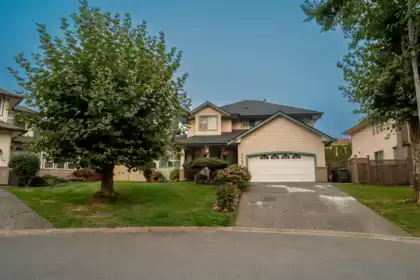8662 141b Street, Surrey, BC, Surrey — Single Family Residence for sale