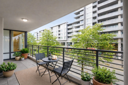 425 9009 Cornerstone Mews, Burnaby, BC, Simon Fraser Univer. — 2 bed apartment/condo for sale