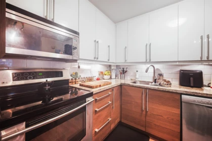 Kitchen Island Photo of 205 111 W 10th Avenue, Vancouver, BC