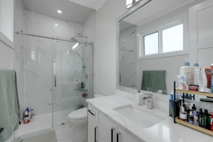Hot Tub / Spa Photo of 13561 79a Avenue, Surrey, BC
