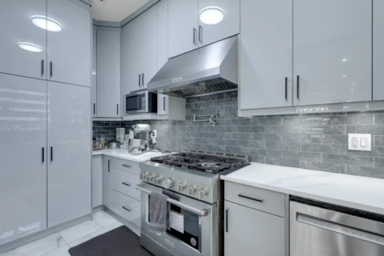 Laundry Room Photo of 13561 79a Avenue, Surrey, BC